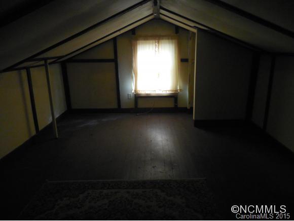 138 West Buckeye Road Swannanoa, NC 28778 - Photo 11 of 12 Gallery Image 11