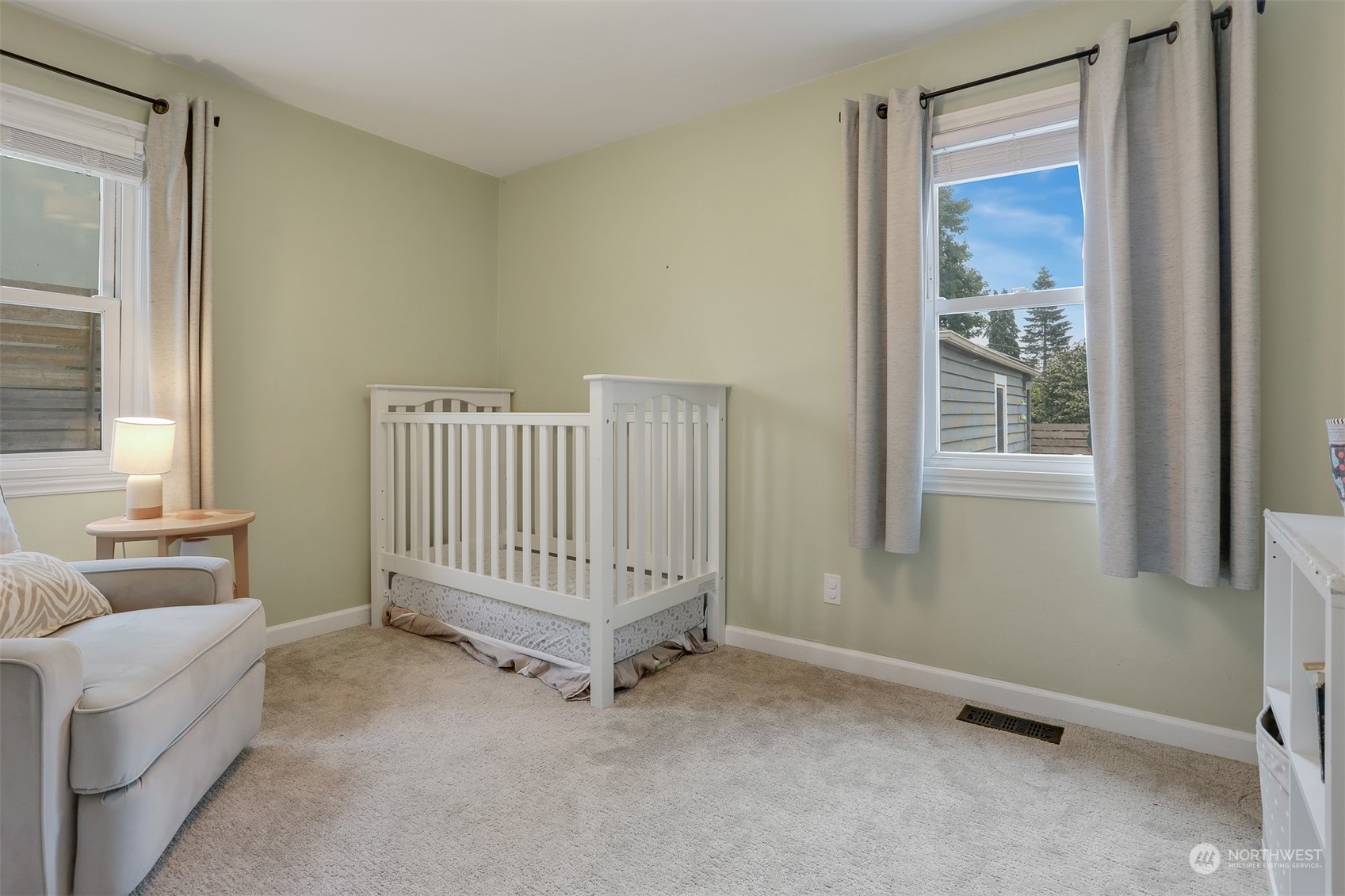 3953 Southwest Kenyon Street Seattle, WA 98136 - Photo 23 of 39 Gallery Image 23