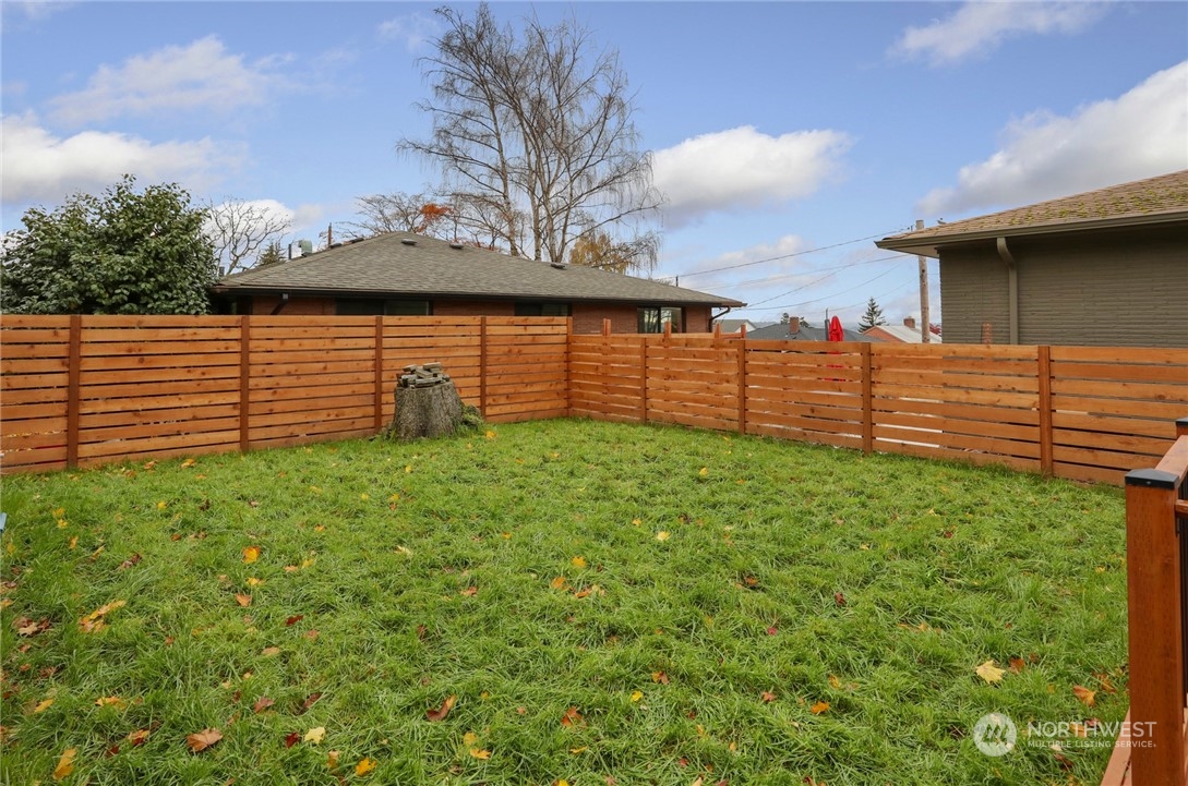 3953 Southwest Kenyon Street Seattle, WA 98136 - Photo 36 of 39 Gallery Image 36