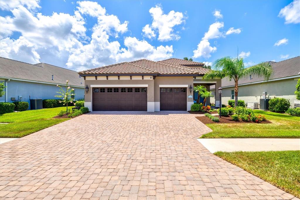 11909 Hunters Creek Road Venice, FL 34293 - Photo 4 of 94