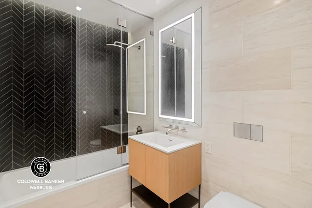 $6,850 | 215 West 28th Street, Unit 7B | Chelsea