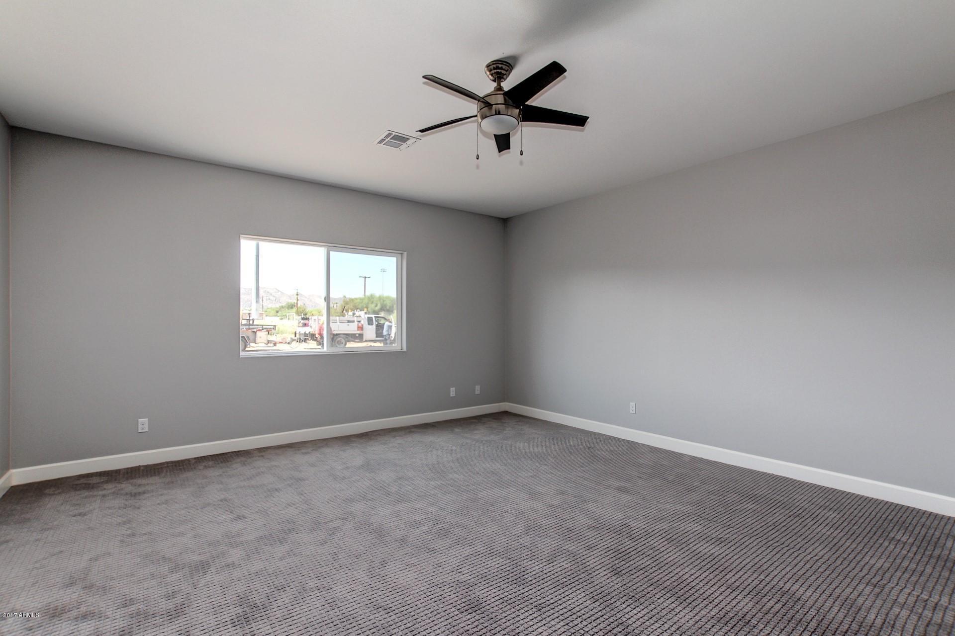 905 East Fremont Road Phoenix, AZ 85042 - Photo 13 of 28 0011-Fremont (8)