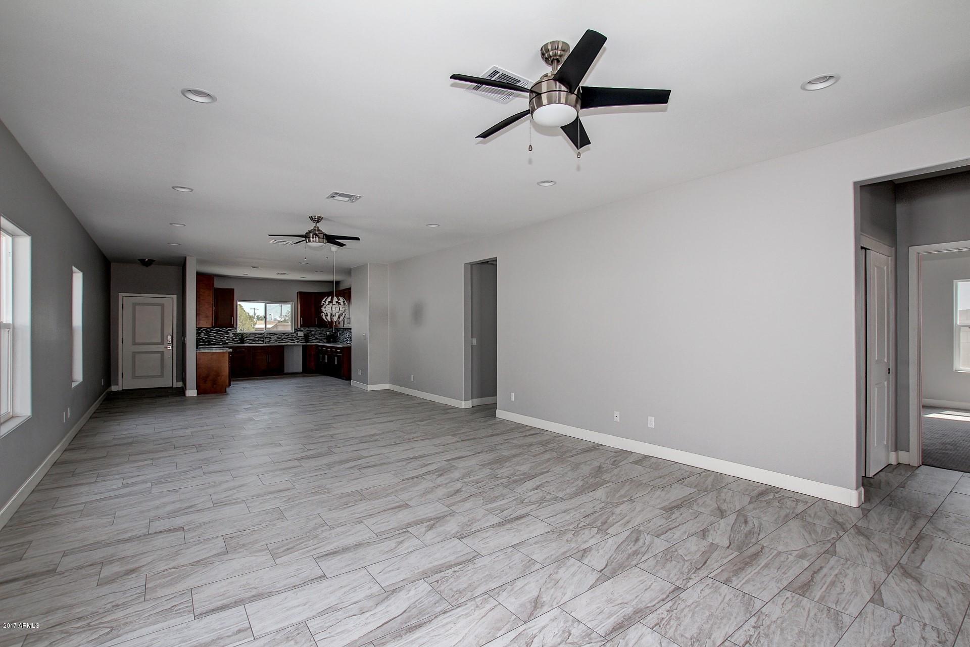 905 East Fremont Road Phoenix, AZ 85042 - Photo 9 of 28 0022-Fremont (19)