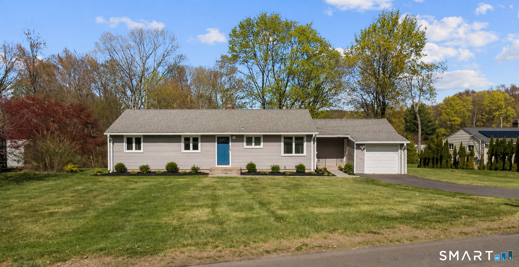 35 Fans Rock Road Hamden, CT 06518 - Photo 2 of 23