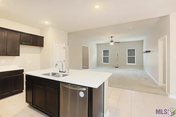 $2,200 | 42451 Baystone Avenue, Prairieville, LA 70769