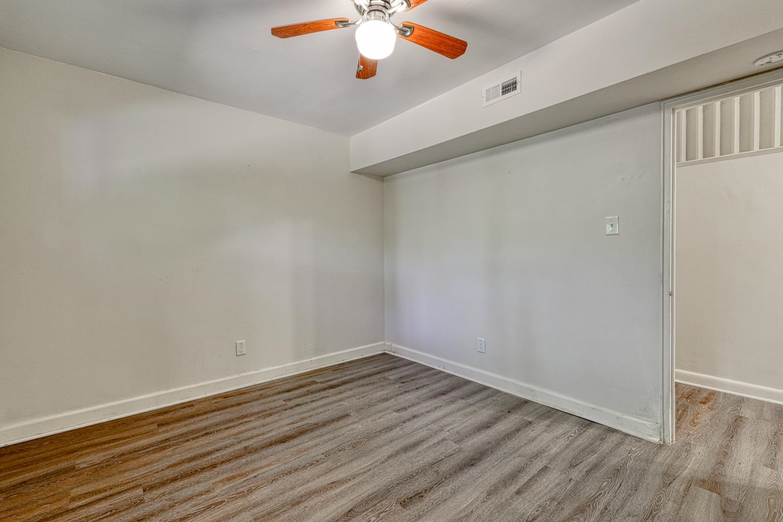 724 Ridgedale Drive Spartanburg, SC 29306 - Photo 16 of 36 Gallery Image 16