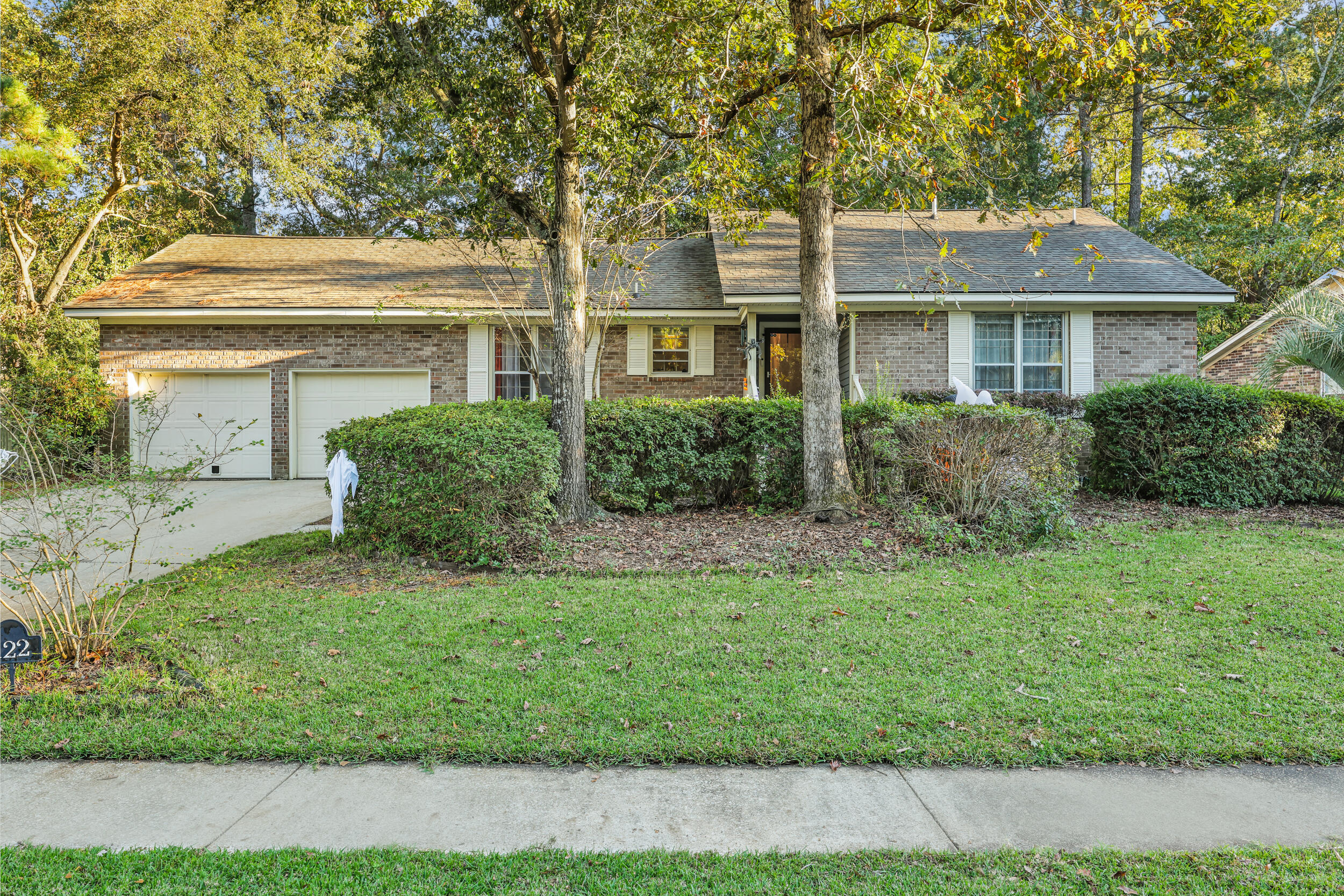 122 Southwold Circle Goose Creek, SC 29445 - Photo 1 of 62 2_550a4095