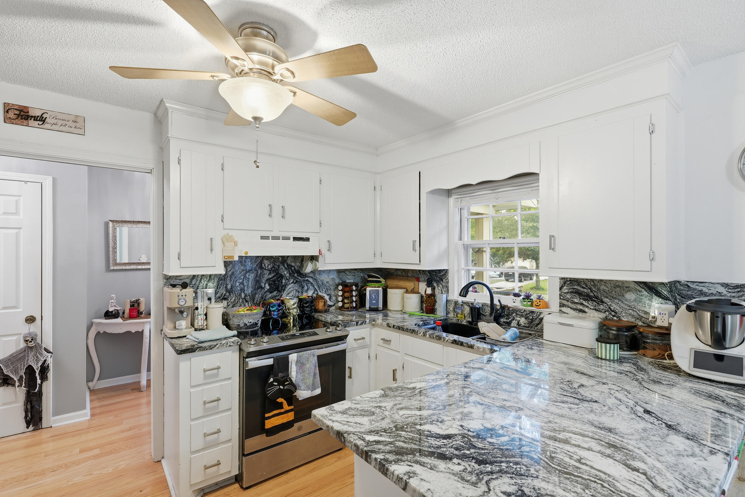 122 Southwold Circle Goose Creek, SC 29445 - Photo 10 of 62 21_ecp_014