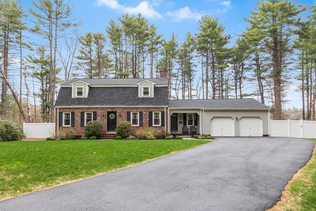 89 Haggetts Pond Road Andover, MA 01810 - Photo 1 of 42 front view of house with a yard