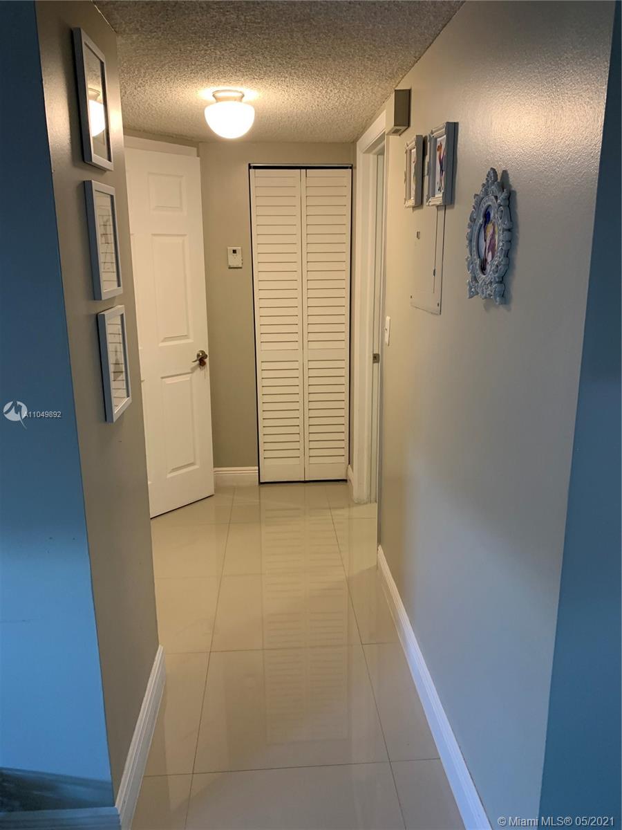 5290 West 21st Court, Unit 307 Hialeah, FL 33016 - Photo 6 of 18