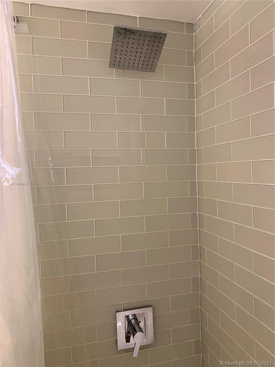 5290 West 21st Court, Unit 307 Hialeah, FL 33016 - Photo 9 of 18