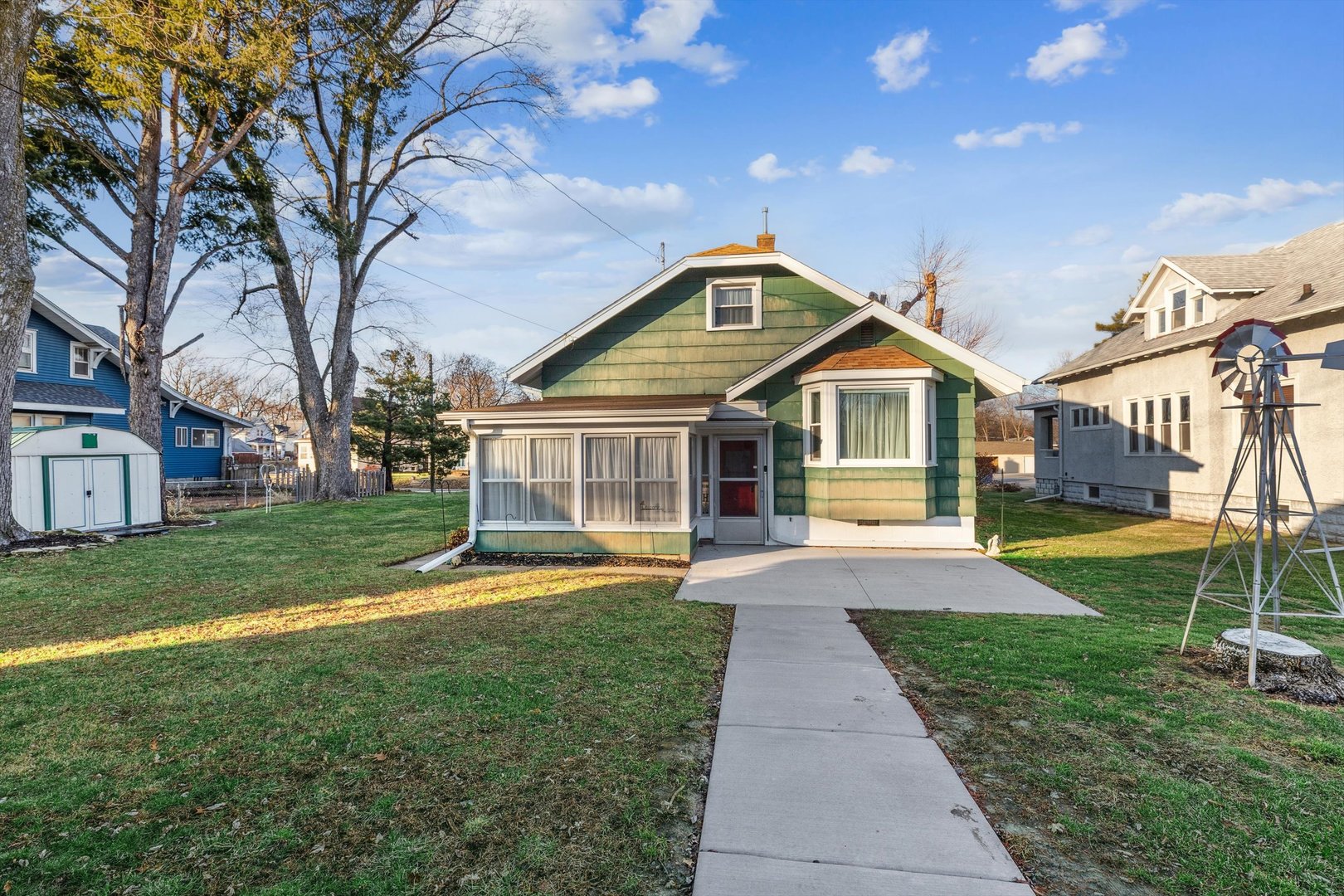 2620 12th Avenue Moline, IL 61265 - Photo 3 of 35