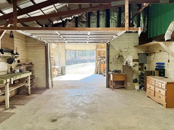 $199,500 | 4395 East 1000th Road, El Dorado Springs, MO 64744