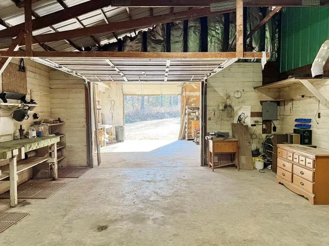 $199,500 | 4395 East 1000th Road, El Dorado Springs, MO 64744