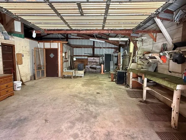 $199,500 | 4395 East 1000th Road, El Dorado Springs, MO 64744