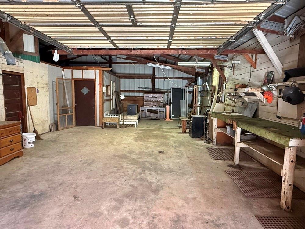 4395 East 1000th Road El Dorado Springs, MO 64744 - Photo 25 of 44