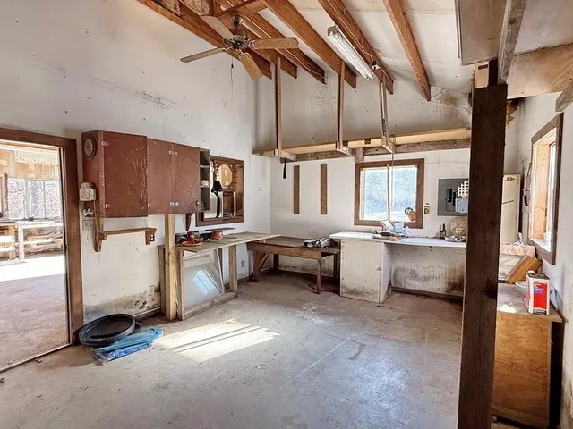 $199,500 | 4395 East 1000th Road, El Dorado Springs, MO 64744