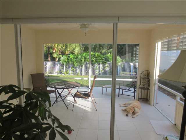 894 Southwest Balmoral Trace Stuart, FL 34997 - Photo 7 of 24 Gallery Image 7