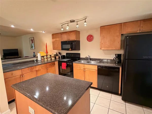 $1,350 | 1810 Northwest 23rd Boulevard, Unit 137, Gainesville, FL 32605