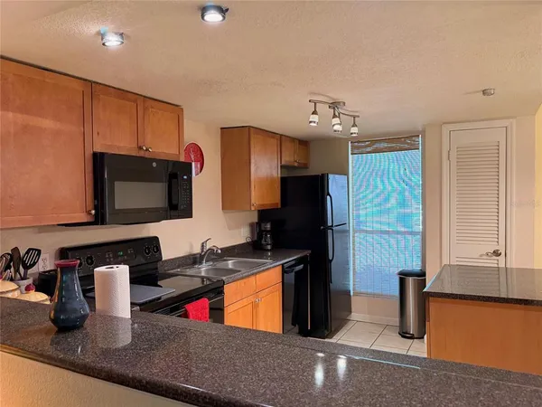 $1,350 | 1810 Northwest 23rd Boulevard, Unit 137, Gainesville, FL 32605