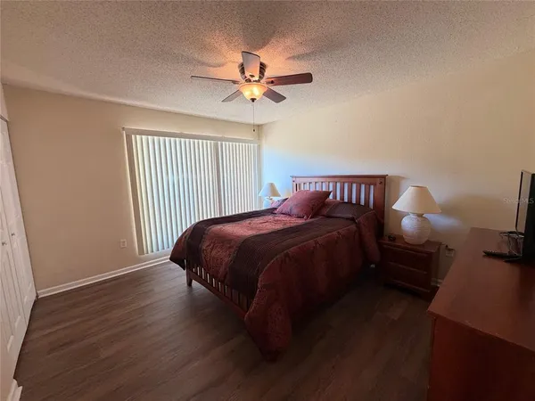 $1,350 | 1810 Northwest 23rd Boulevard, Unit 137, Gainesville, FL 32605