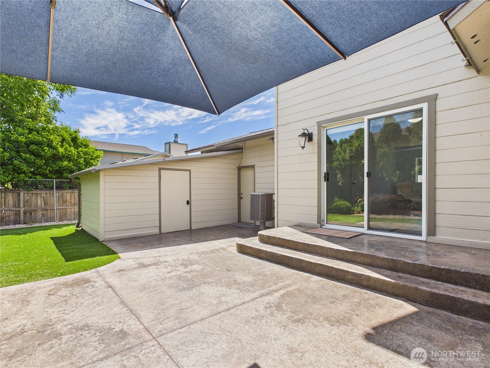 1510 Fourth Street Wenatchee, WA 98801 - Photo 6 of 27