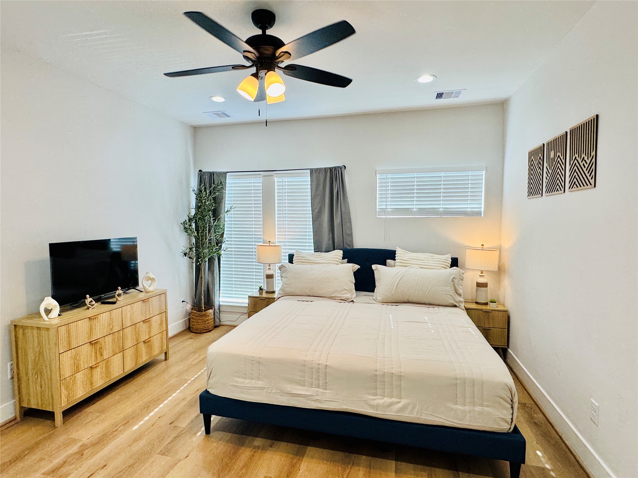 1805 Brooks Street Houston, TX 77026 - Photo 13 of 13