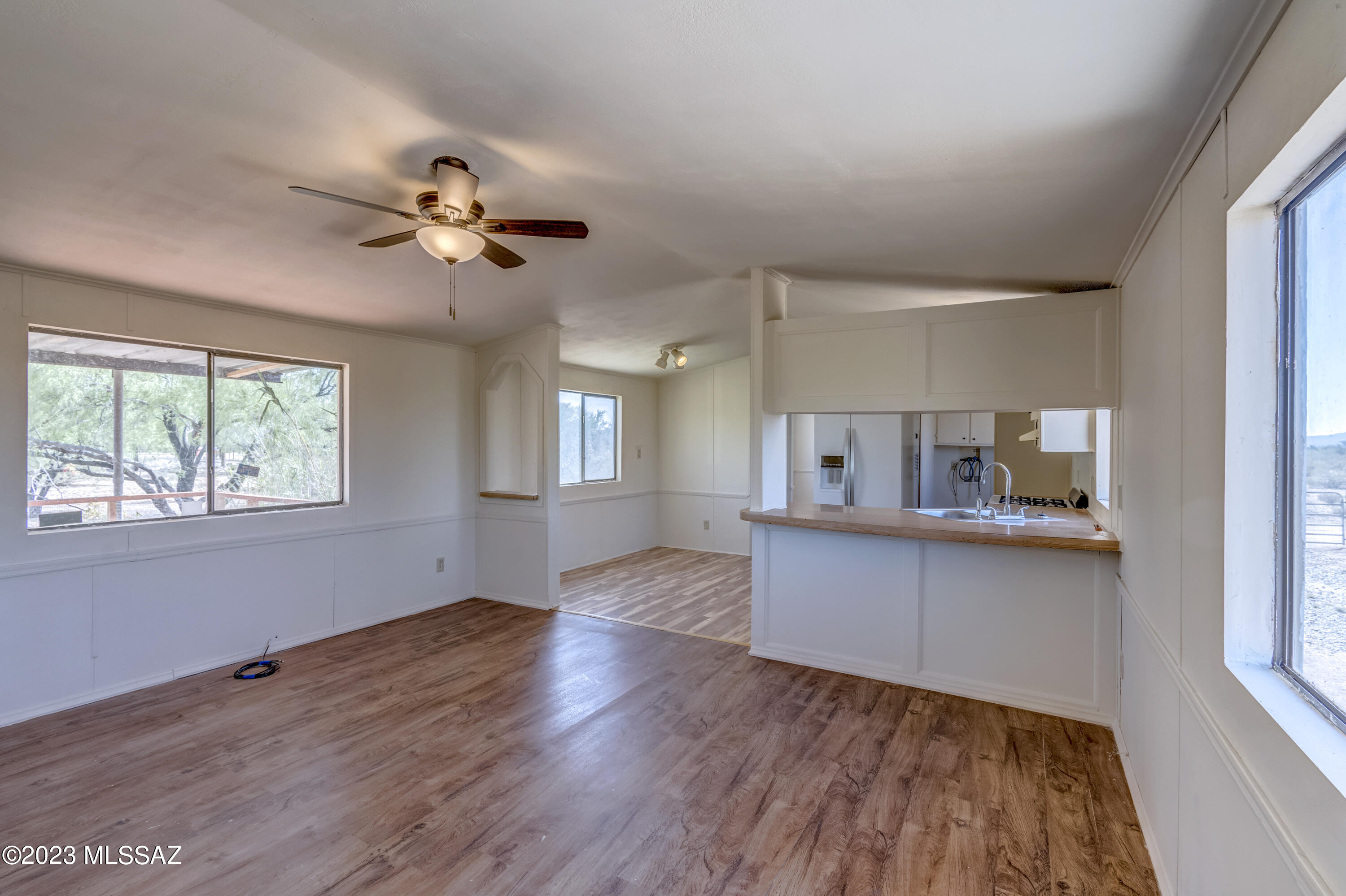 12190 West Camper Road Tucson, AZ 85743 - Photo 7 of 27