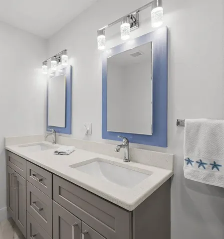 $1,300,000 | 700 Faith Avenue, Osprey, FL 34229