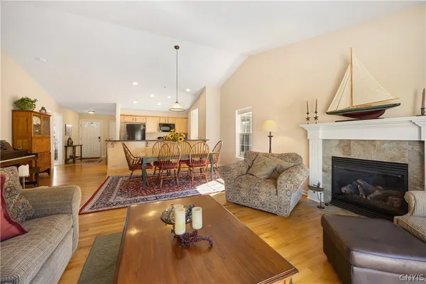 $475,000 | 2 South Village Drive, Cazenovia, NY 13035