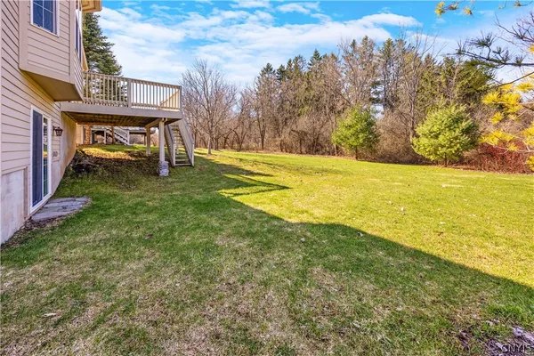 $475,000 | 2 South Village Drive, Cazenovia, NY 13035