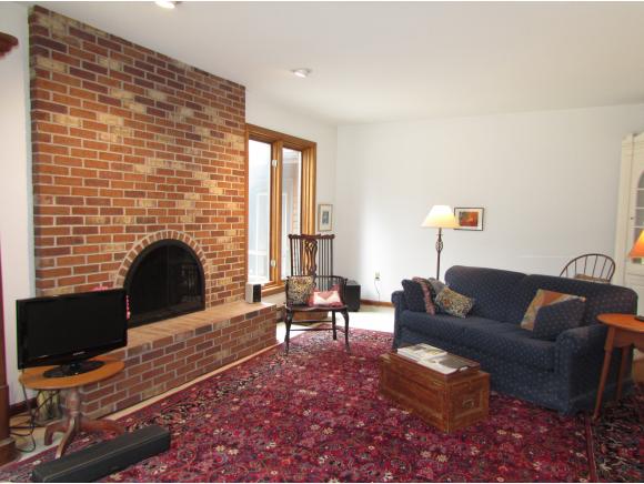 56 Catella Road Essex, VT 05452 - Photo 9 of 13 Gallery Image 9