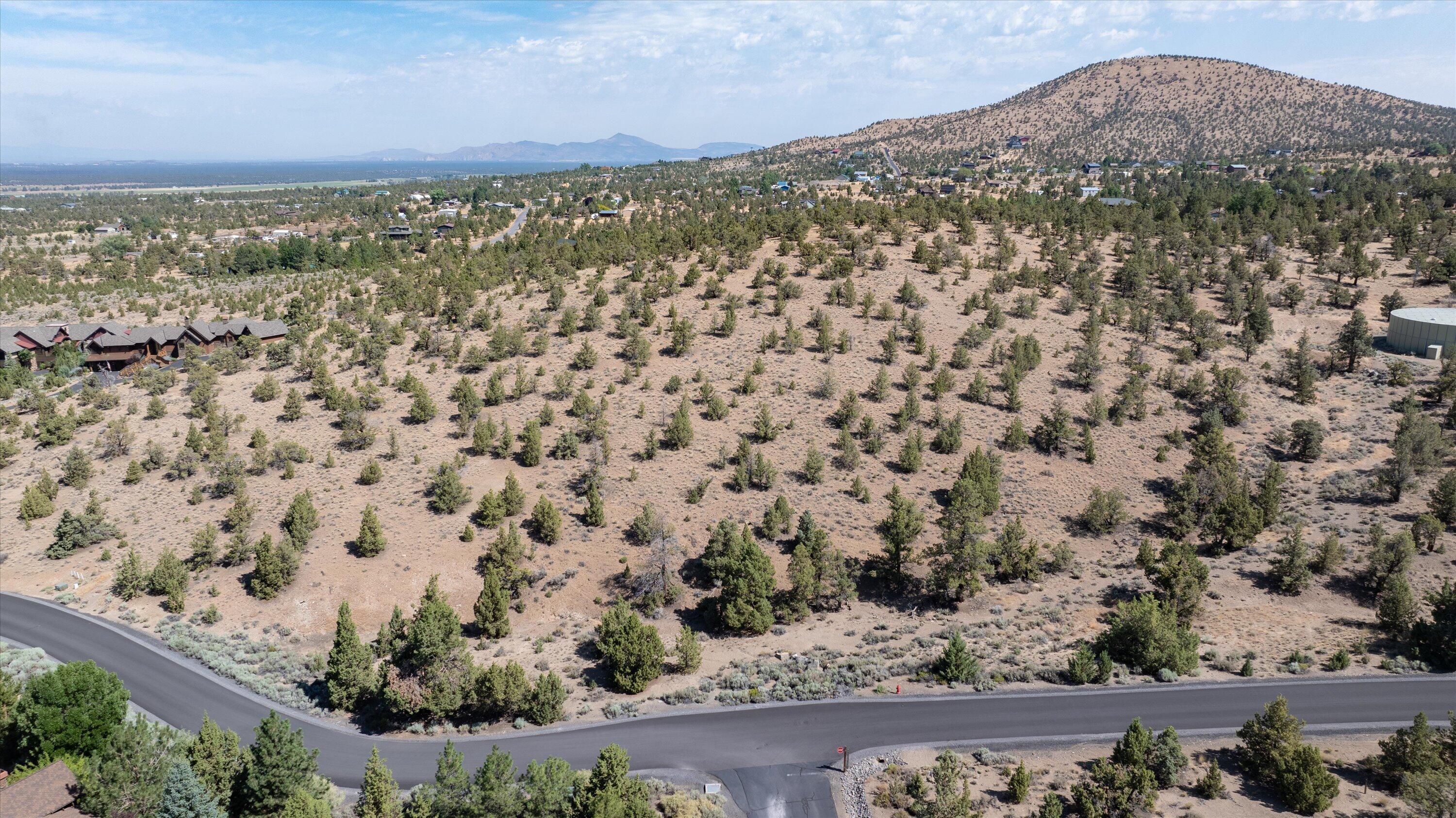 Southwest Hat Rock Loop, Unit HOMESITE 177 Powell Butte, OR 97753 - Photo 7 of 25 06-240713_JILLROSELL-3