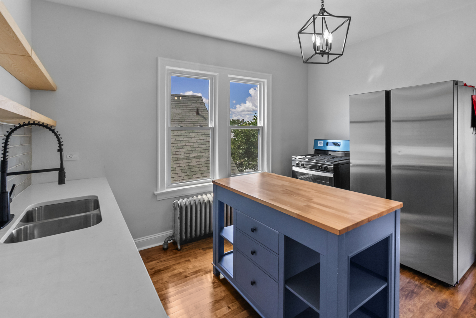 10542 South Ave L, Unit 2 Chicago, IL 60617 - Photo 3 of 20