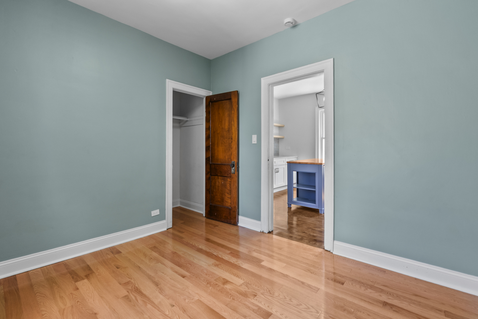 10542 South Ave L, Unit 2 Chicago, IL 60617 - Photo 6 of 20