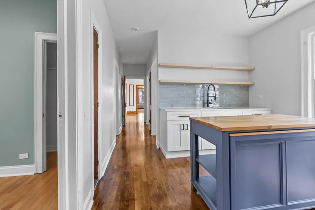 $1,350 | 10542 South Ave L, Unit 2, Chicago, IL 60617