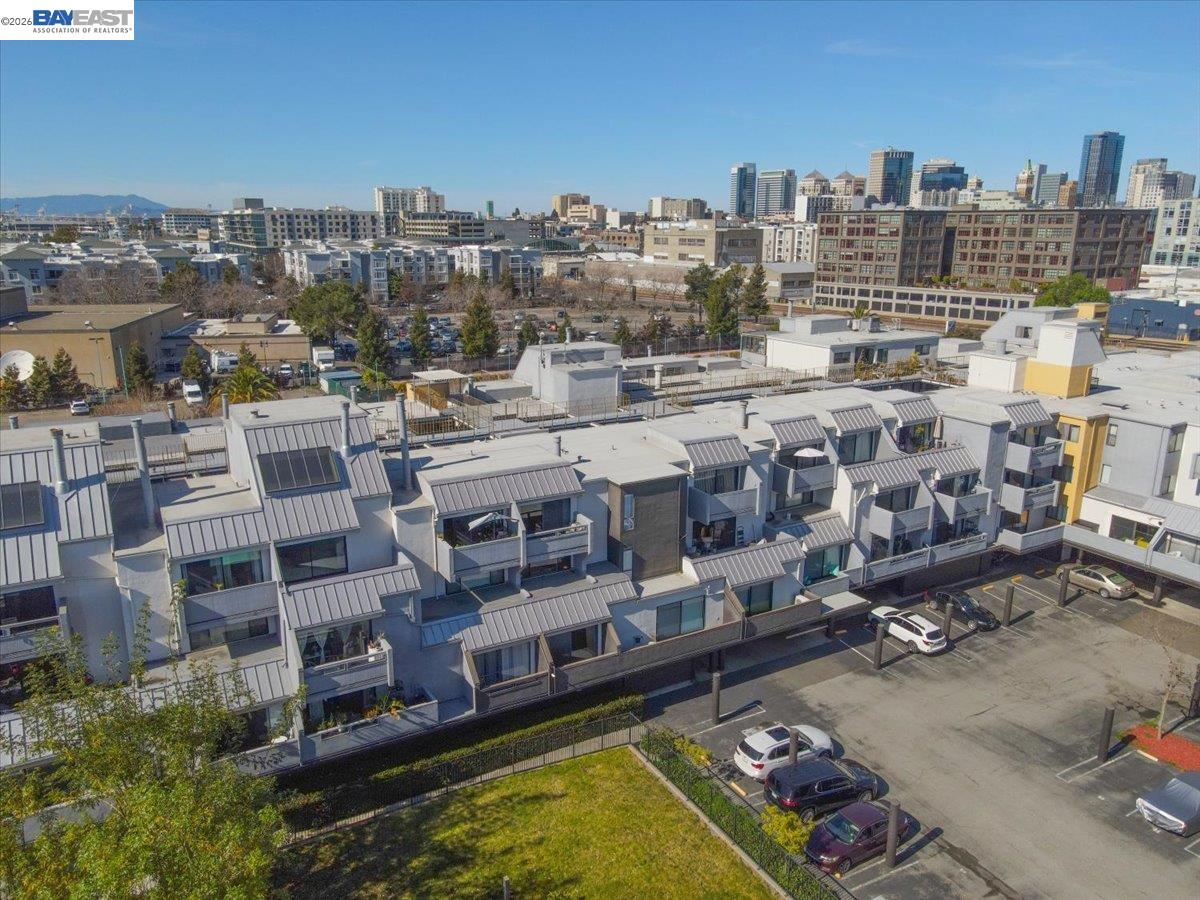 7 Embarcadero, Unit 312 Oakland, CA 94607 - Photo 30 of 39