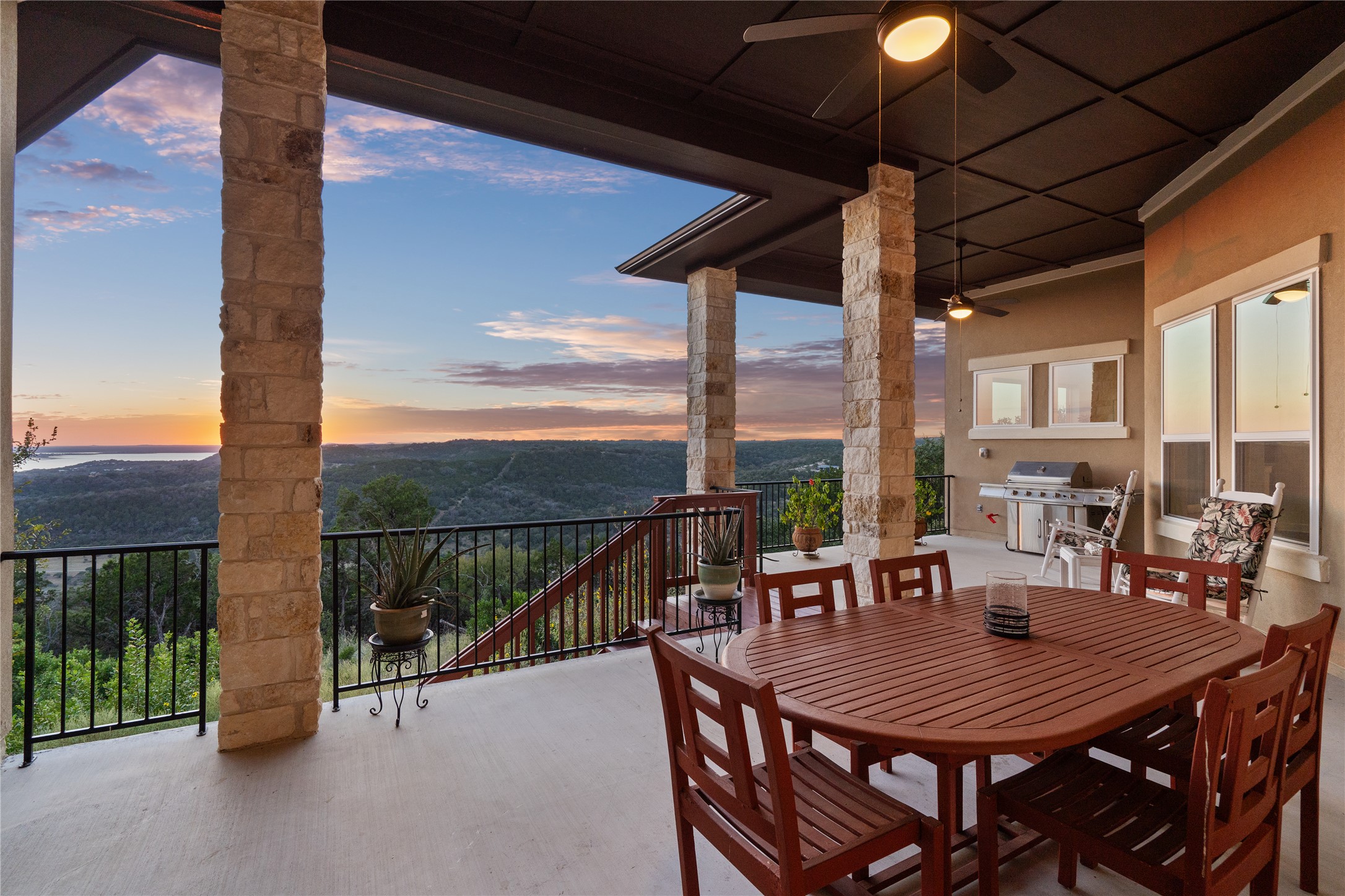 235 Chestnut Crossing Burnet, TX 78611 - Photo 4 of 39