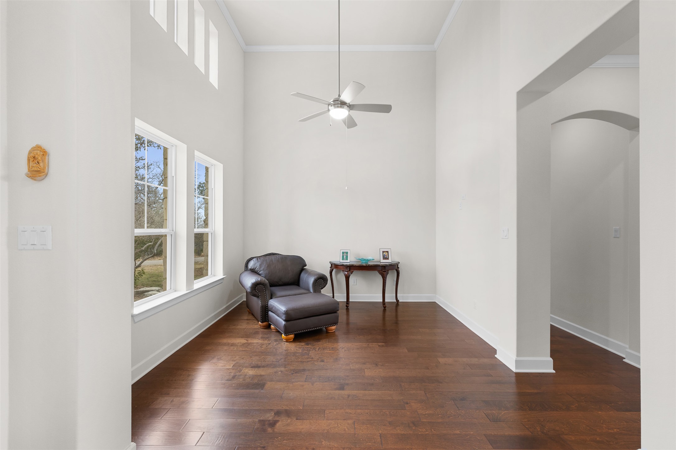 235 Chestnut Crossing Burnet, TX 78611 - Photo 7 of 39 a living room with furniture and a window