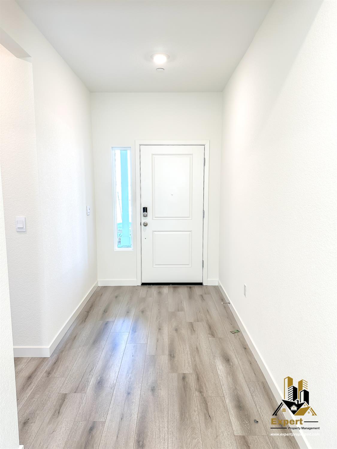 8161 Trapper Rnch Road Roseville, CA 95747 - Photo 4 of 25