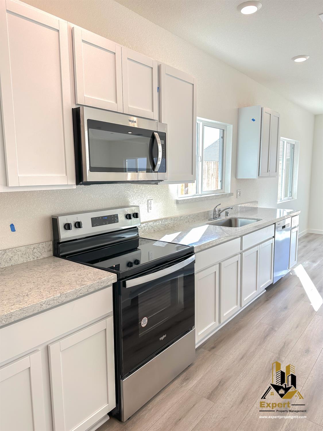 8161 Trapper Rnch Road Roseville, CA 95747 - Photo 8 of 25