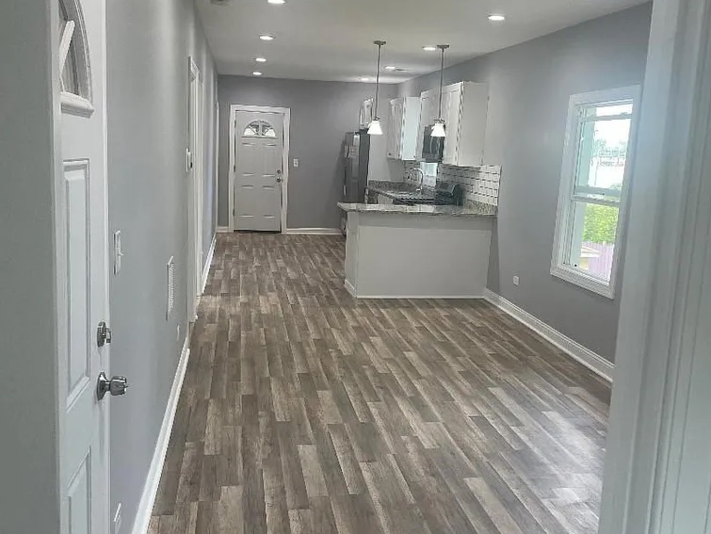 3021 138th Place, Unit 2 Burnham, IL 60633 - Photo 3 of 13