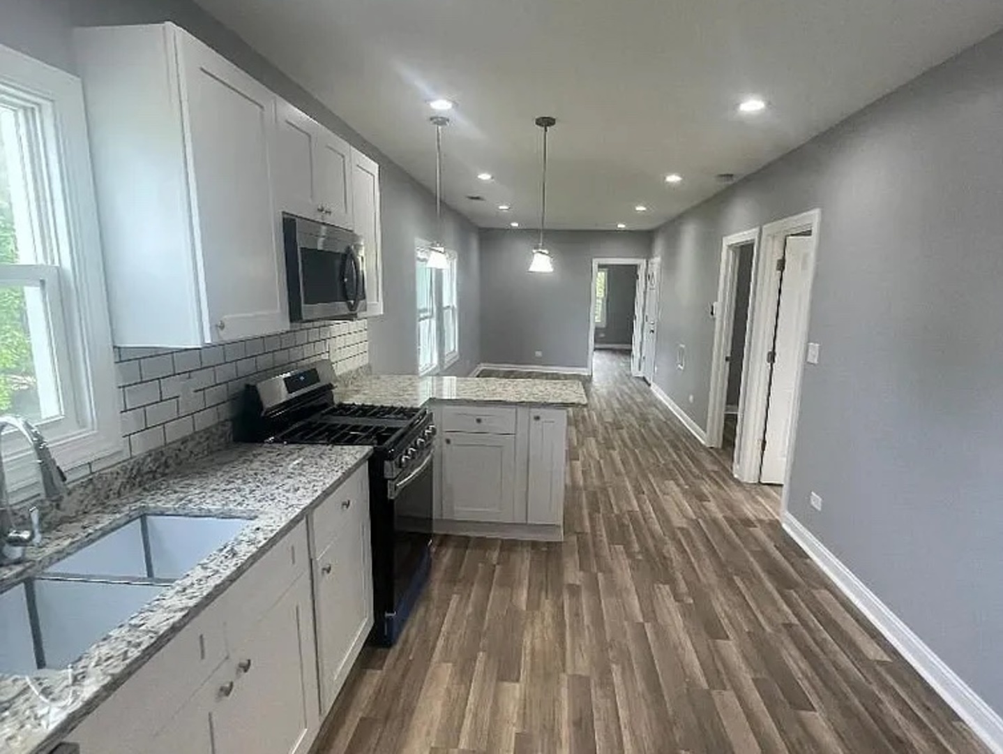 3021 138th Place, Unit 2 Burnham, IL 60633 - Photo 6 of 13