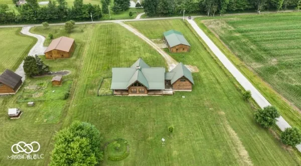 $589,000 | 4210 South County Road 400 East, Dupont, IN 47231