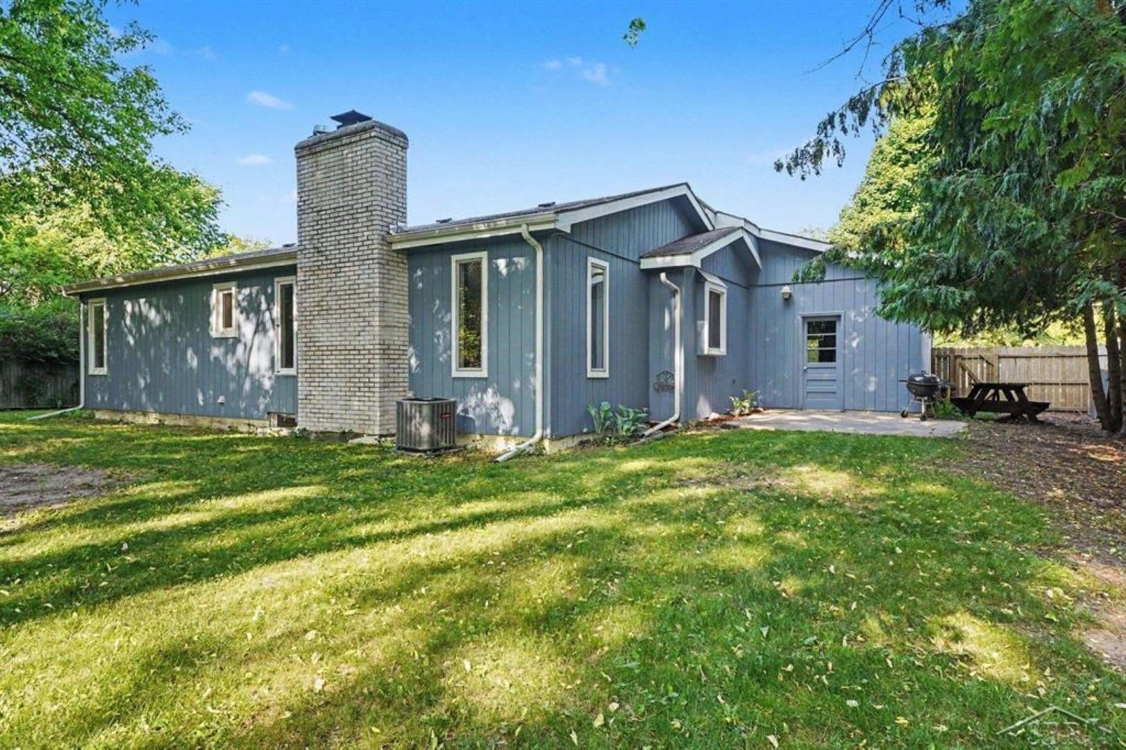 5401 Drake Street Midland, MI 48640 - Photo 20 of 23