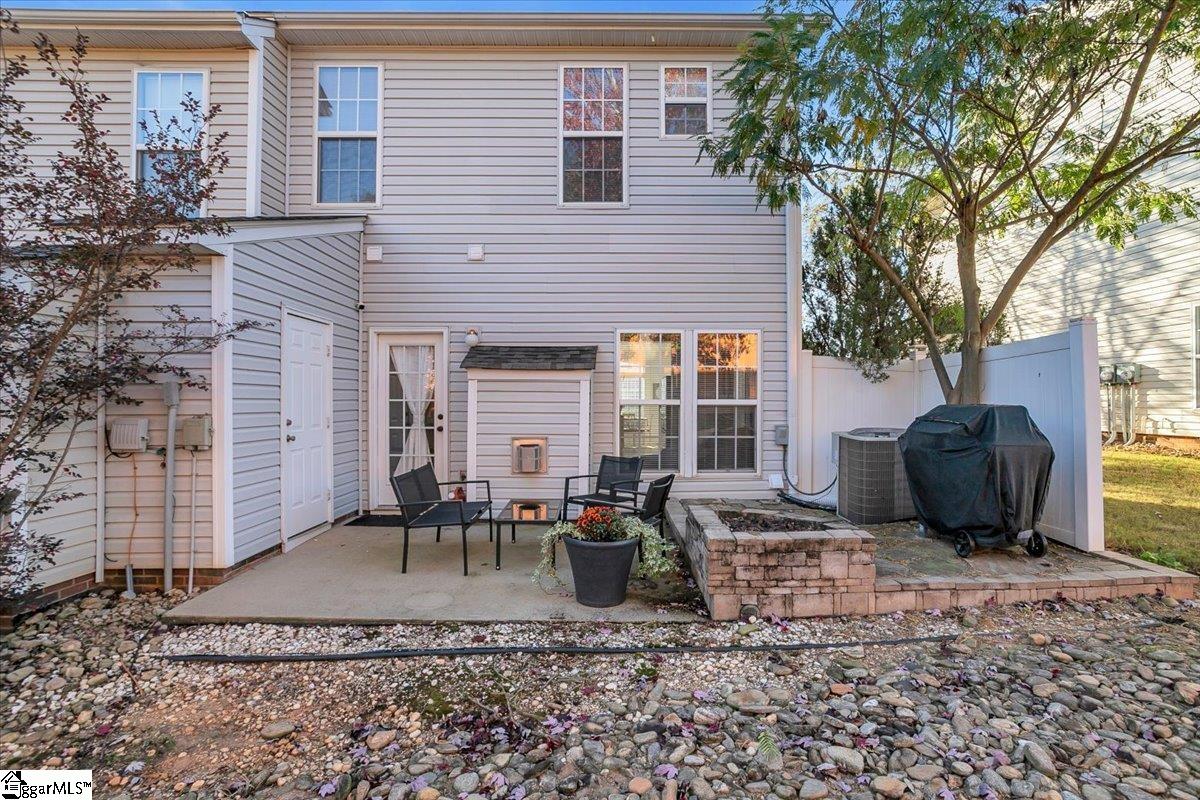 220 Spring Crossing Circle Greer, SC 29650 - Photo 34 of 42 Gallery Image 34