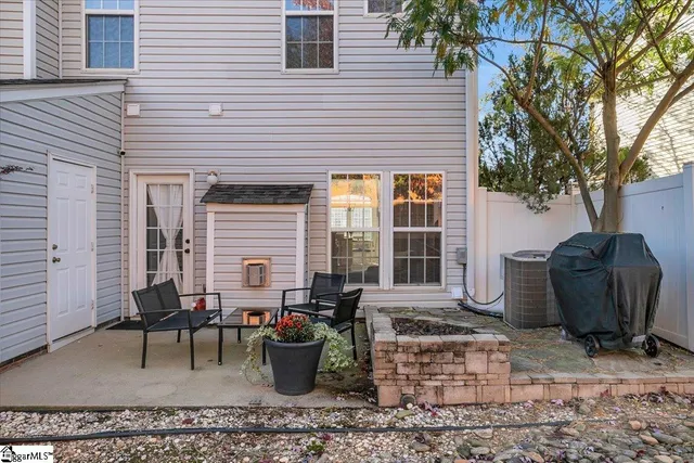 $236,000 | 220 Spring Crossing Circle, Greer, SC 29650