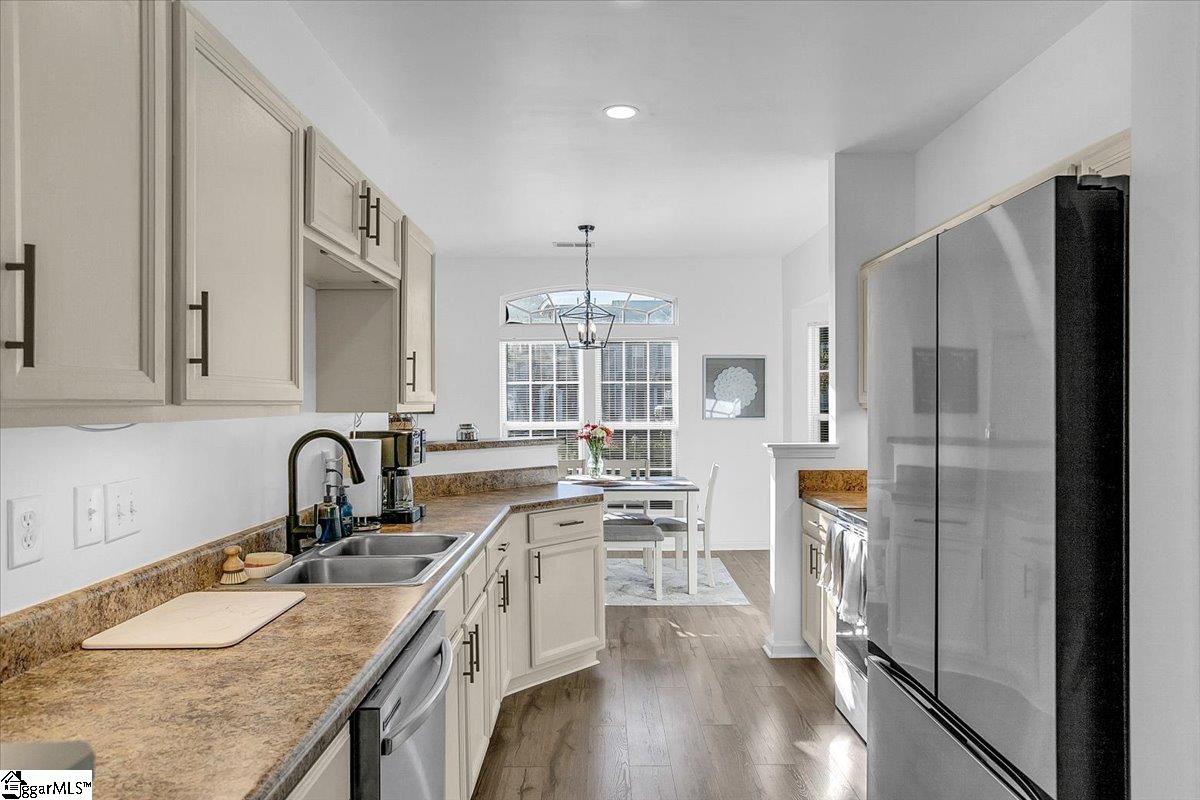 220 Spring Crossing Circle Greer, SC 29650 - Photo 8 of 42 Gallery Image 8