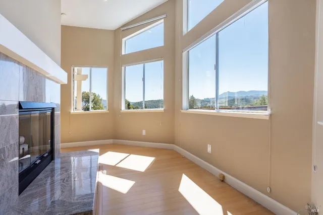 $2,295,000 | 2901 Las Gallinas Avenue, San Rafael, CA 94903