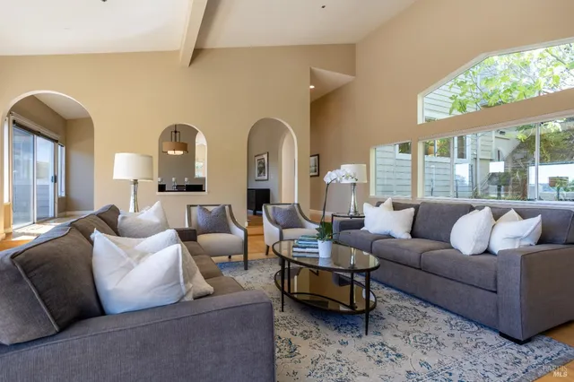 $2,295,000 | 2901 Las Gallinas Avenue, San Rafael, CA 94903